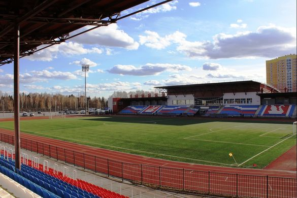 Стадион Салют